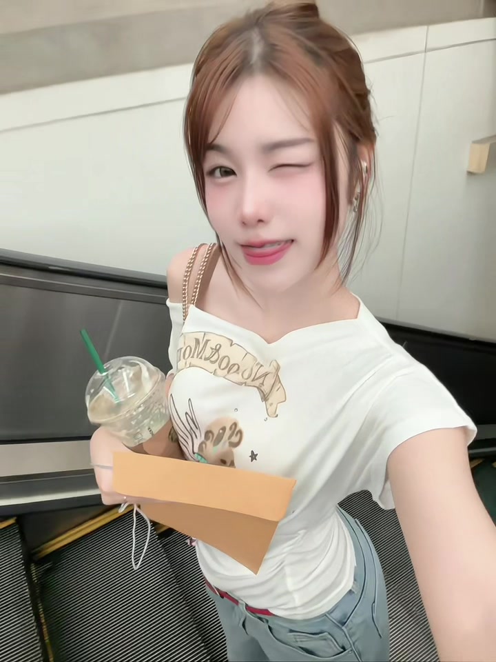 @บัวบั้วบั๋ว