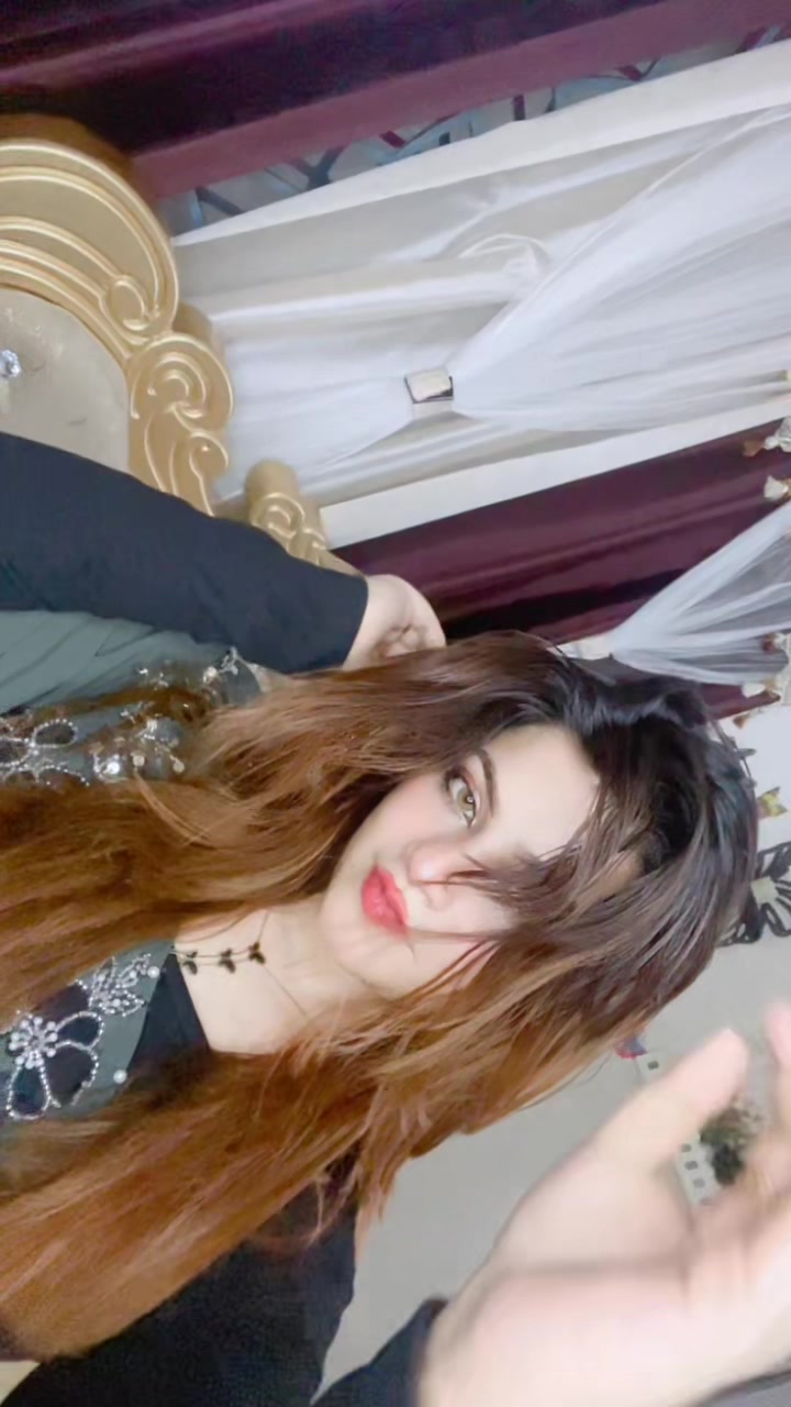 @👸Simran🧏♀️