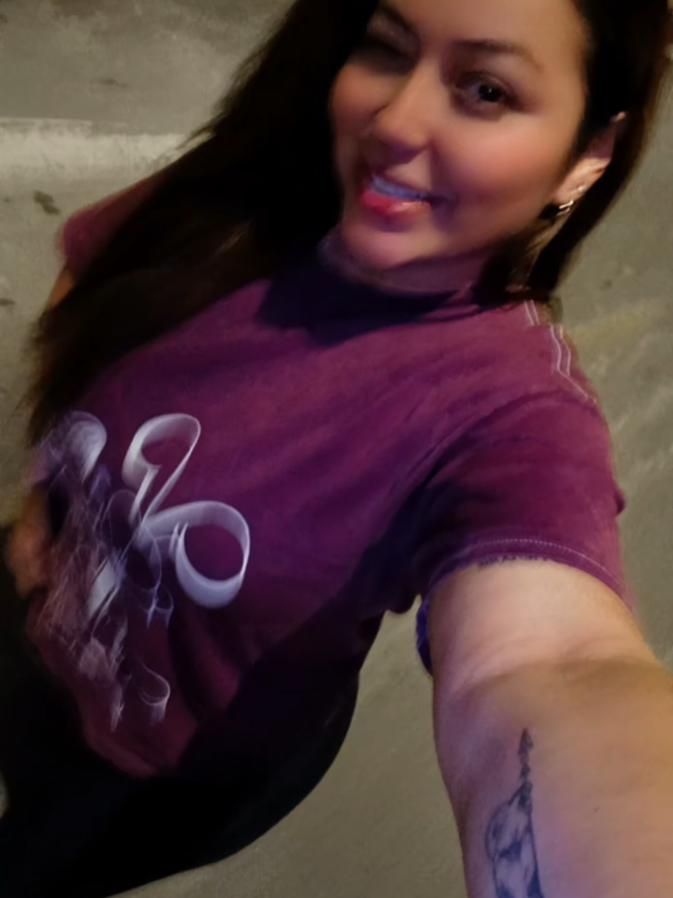 @ANILU🥰