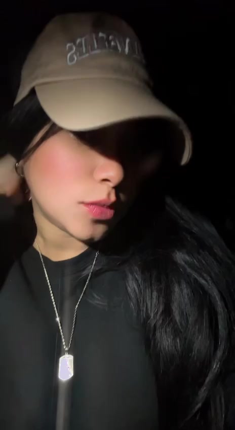 @Ani✨