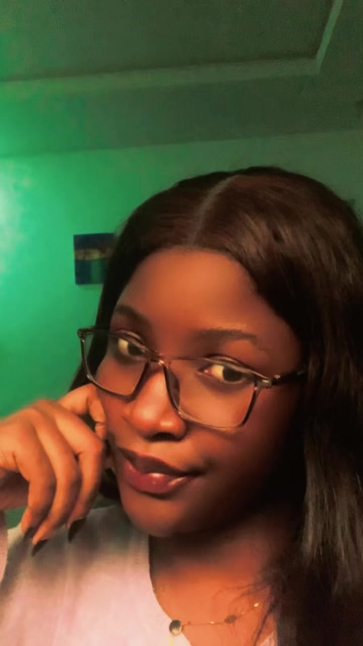 @Queenie
