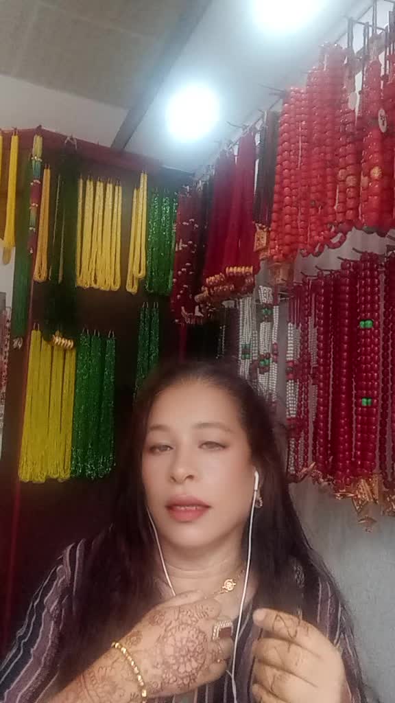 @Amirakhan