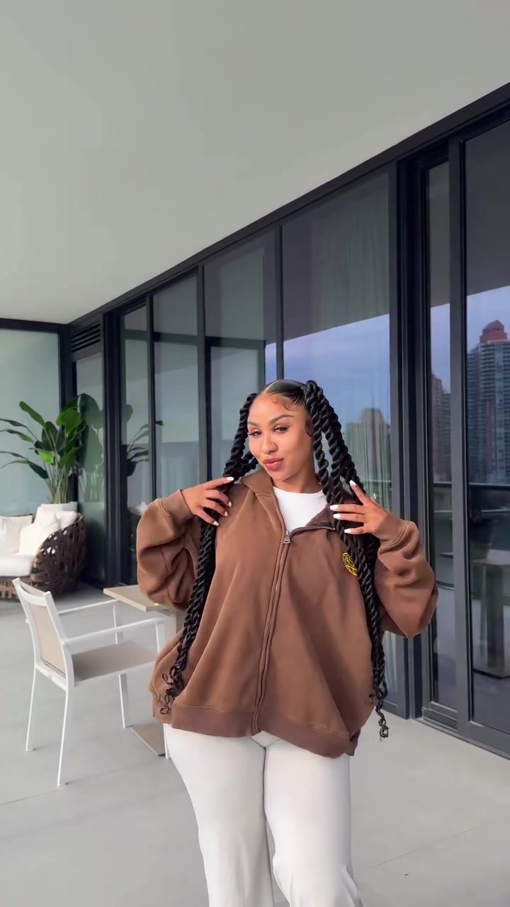 @thedoll_stylists