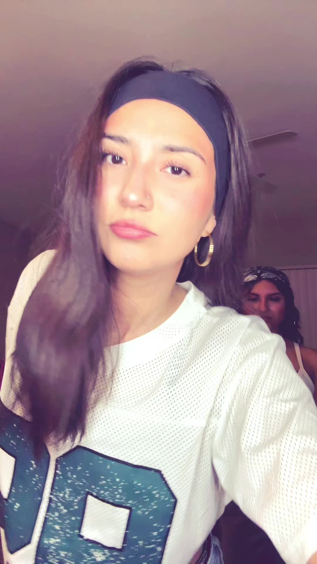 @jizzzyyj