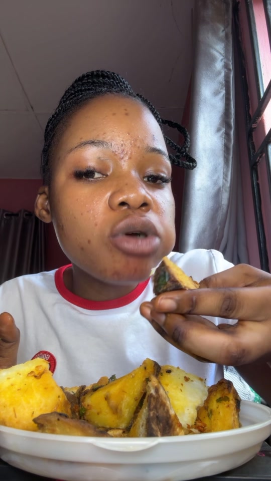 @eat_withaisosa