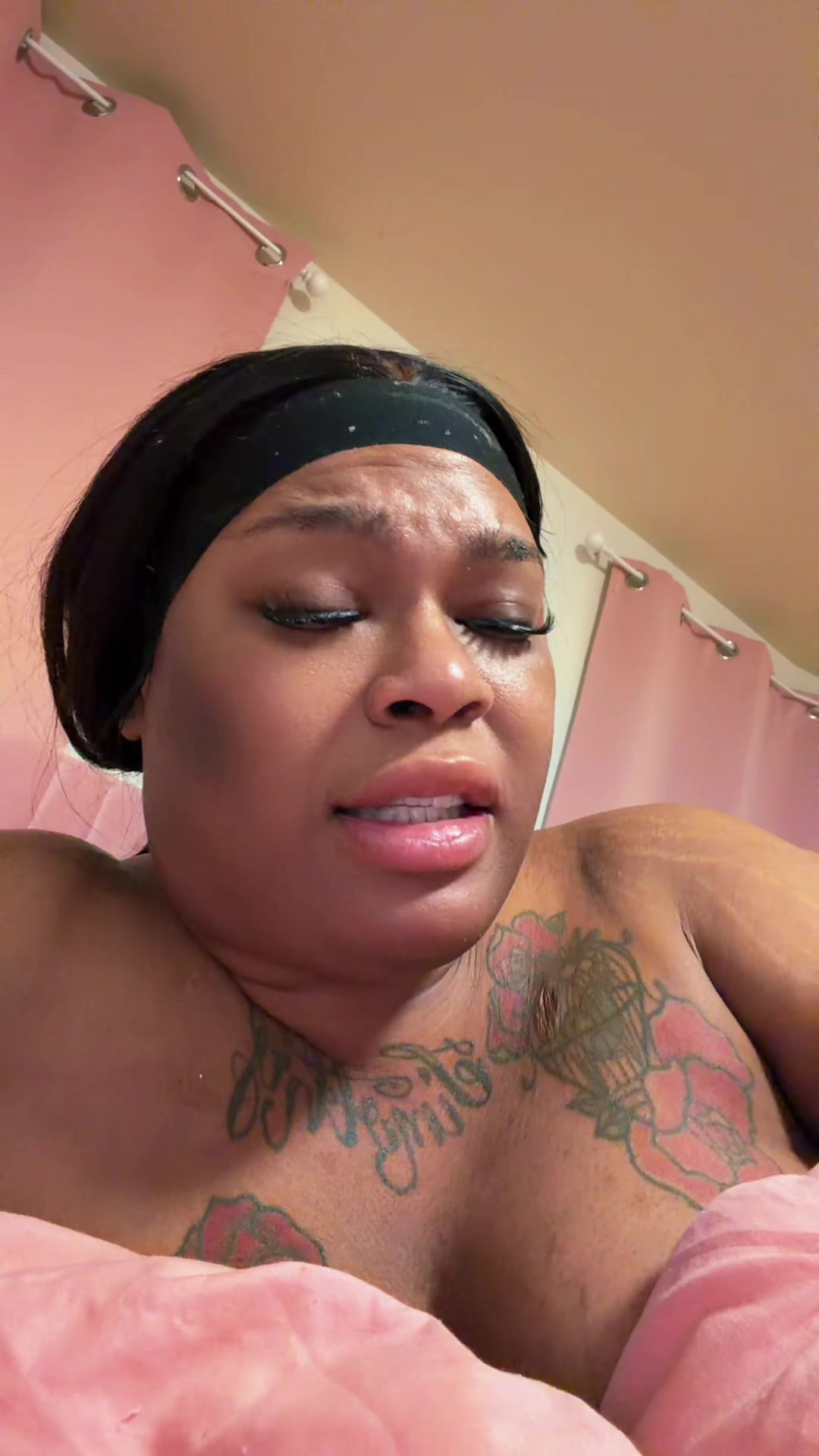 @MommaMia