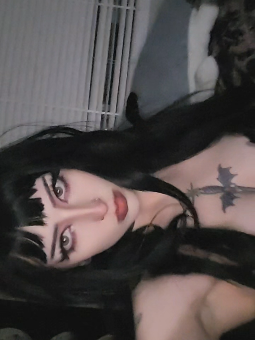 @Kiki