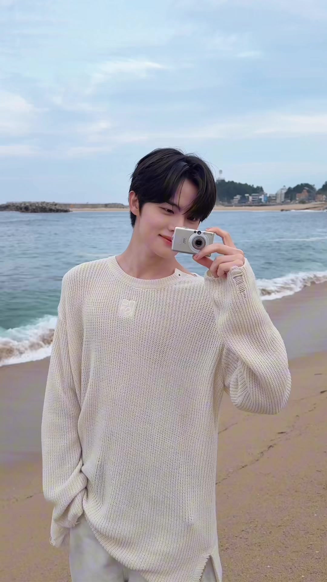 @CLOSE YOUR EYES