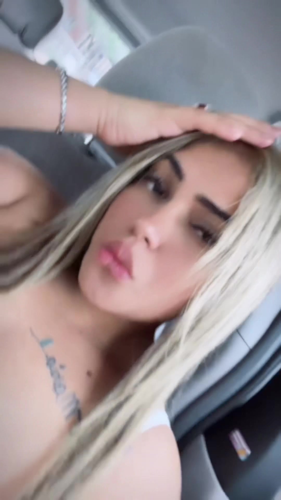 @𝙱𝚛𝚒𝚊𝚗𝚢 ⋆｡‧˚ʚ🍓ɞ˚‧｡⋆