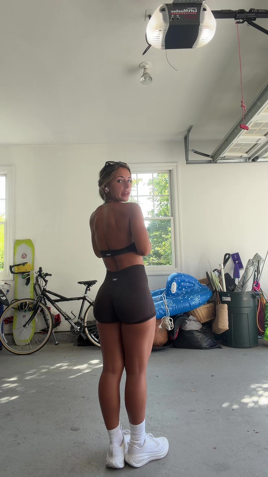 @EMELYE