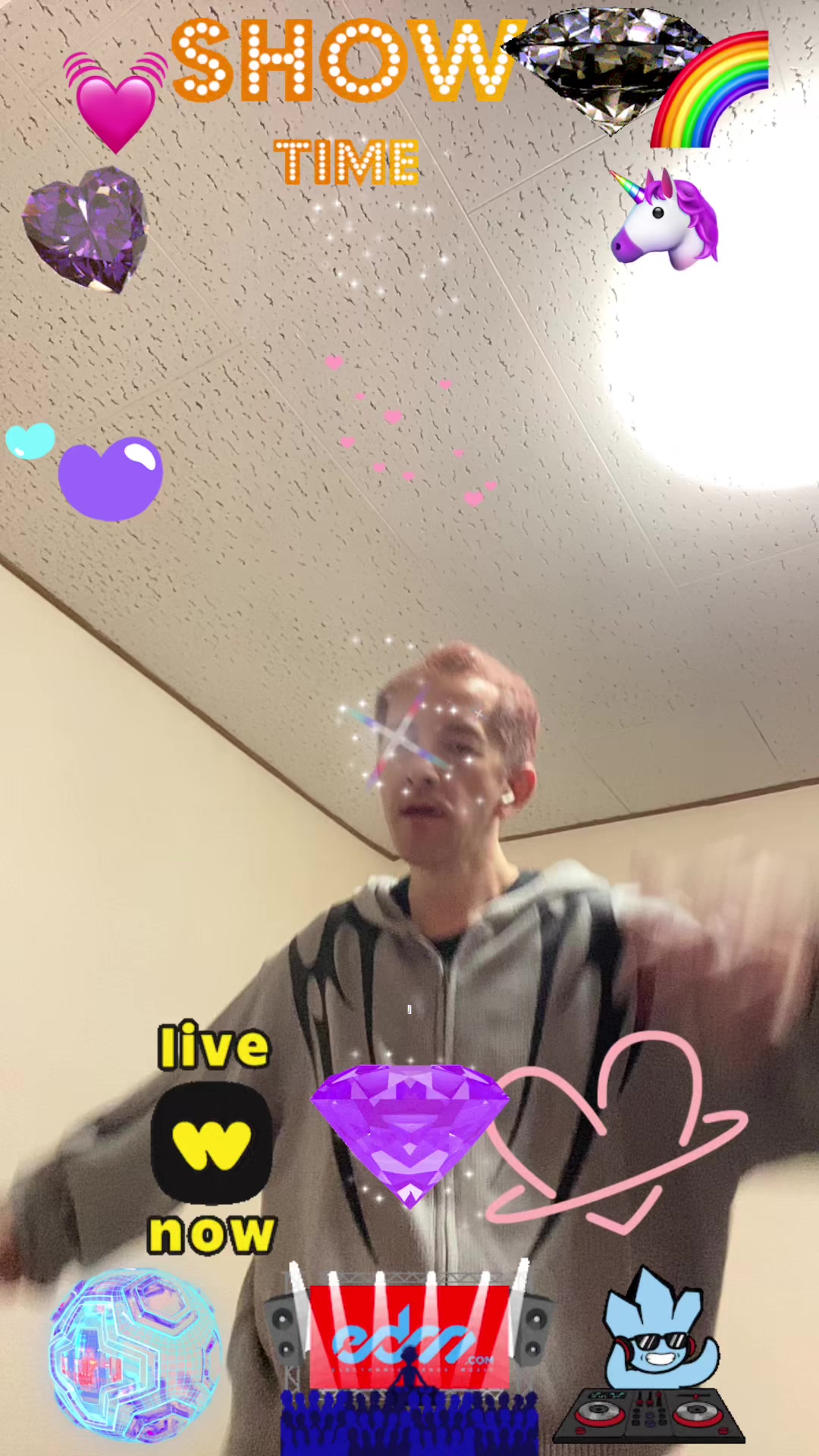 @💎Kouzou 🌈🟣