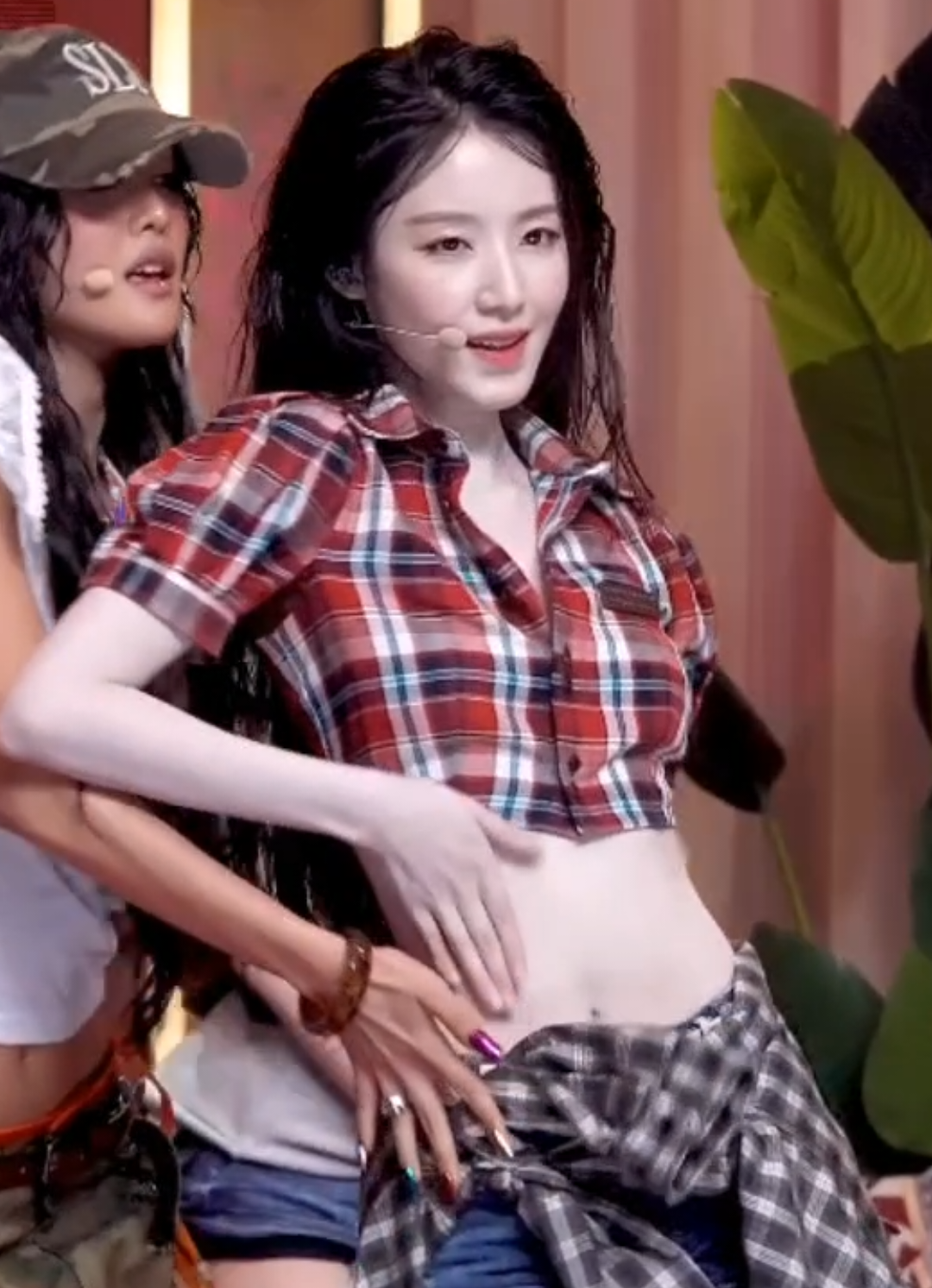 @Idolfocus╰➝ᵐᵃⁿᵘ