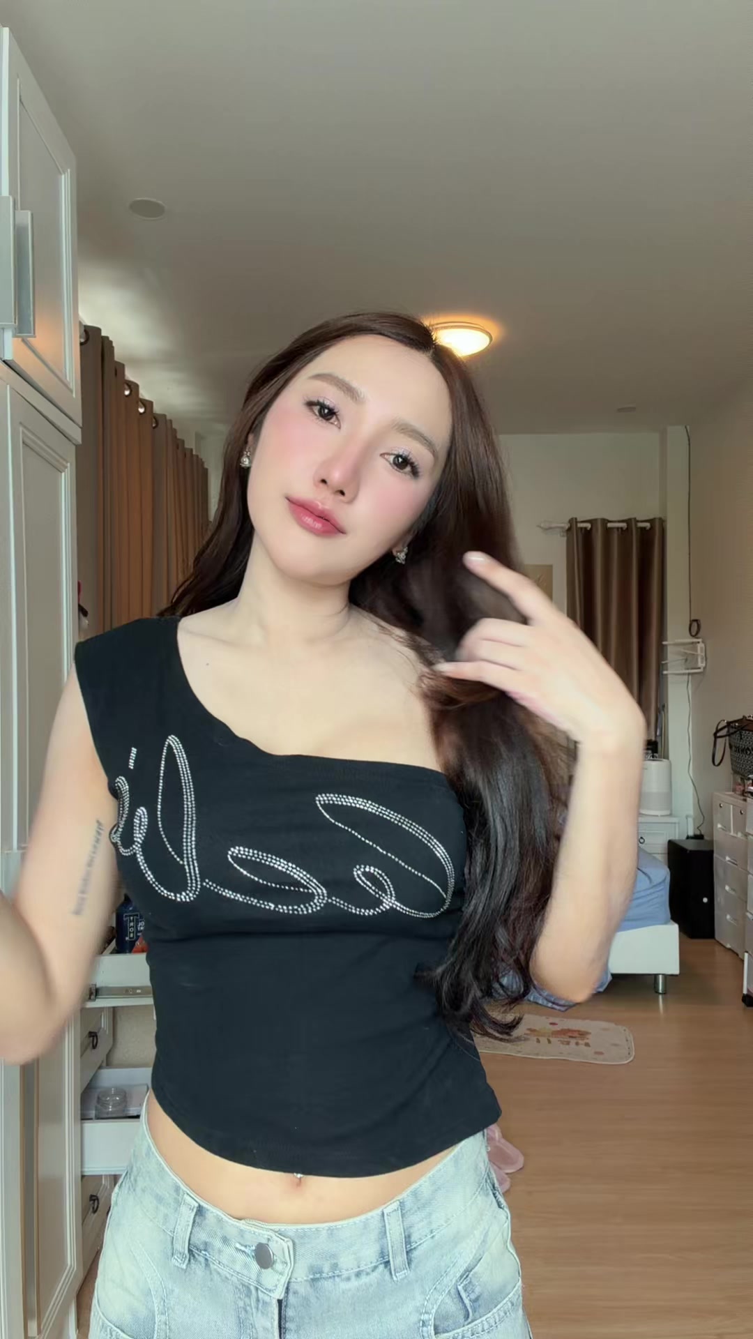 @จิราวรรณ อาจหาญ (931.9 k)