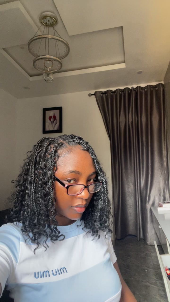 @ashley Odunayo🥰