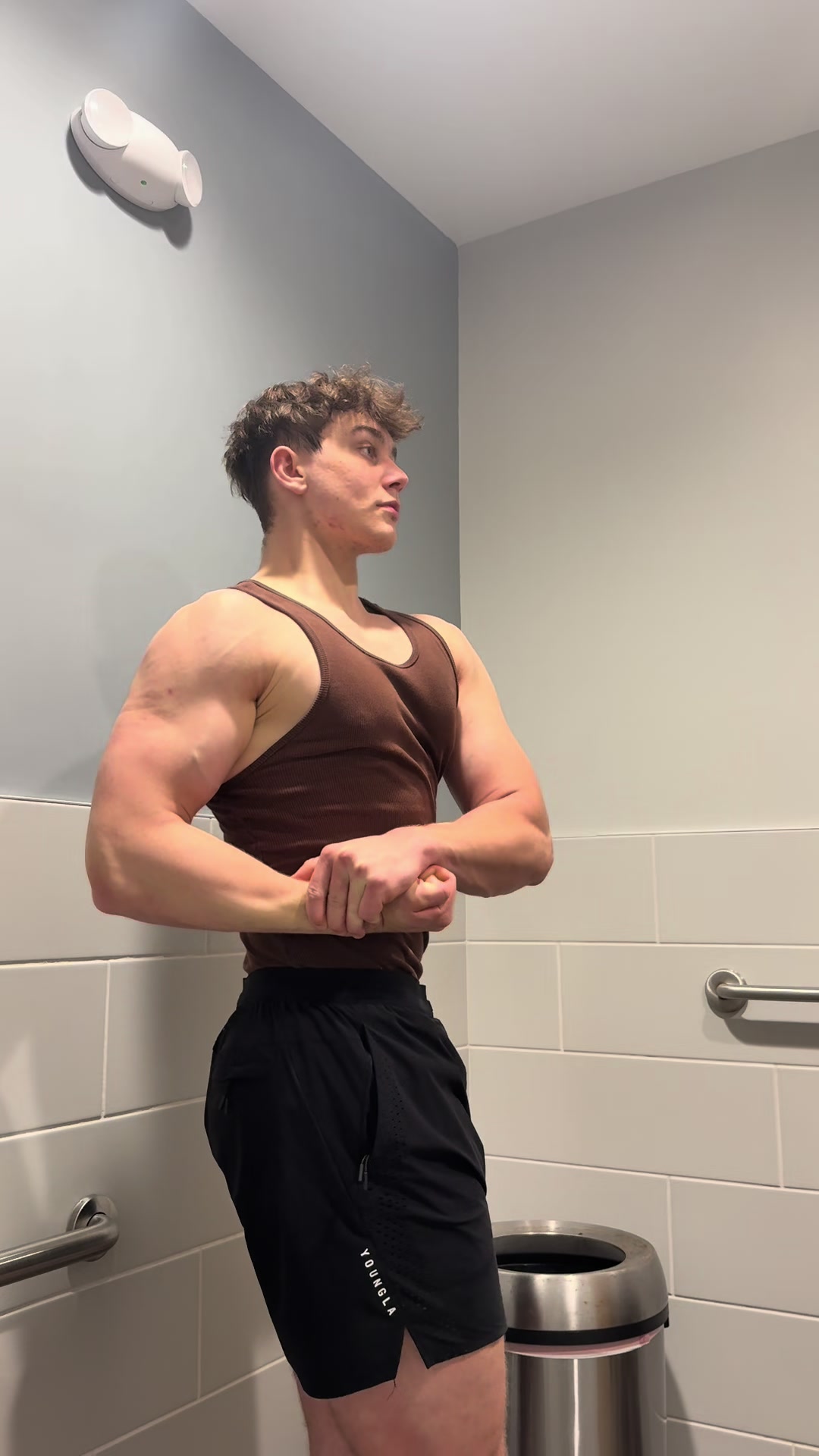 @Goyo.Lifts