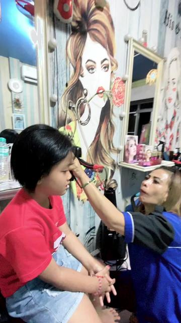 @MAMI_INDAH96