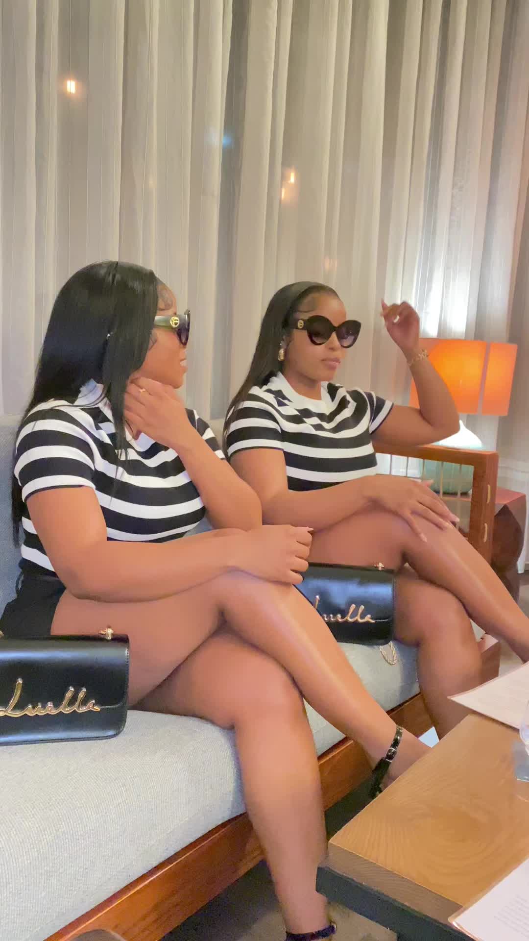 @mndebeletwins