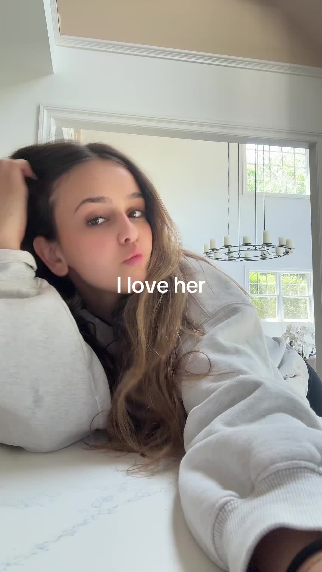 @Luuuuunie 🍵🪽💖🥂