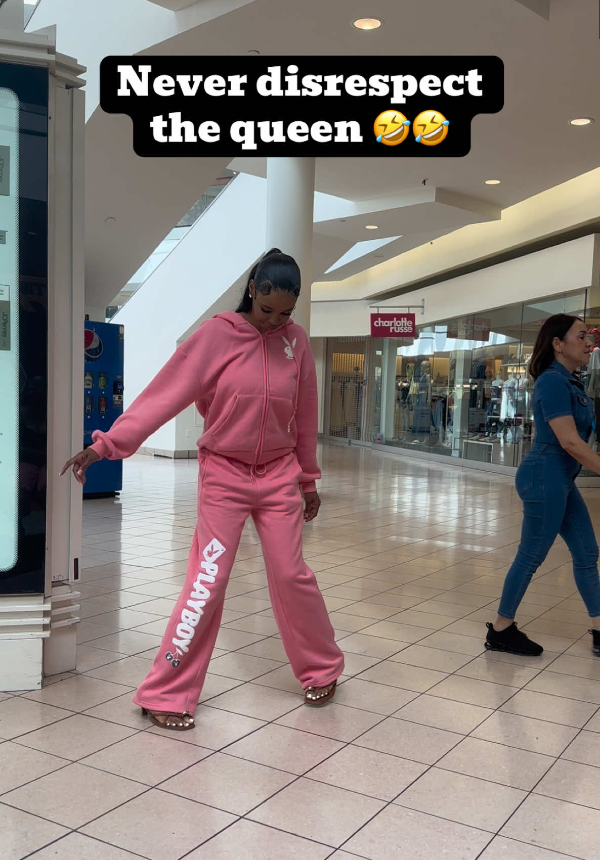 @Queen Ti | Content Creator