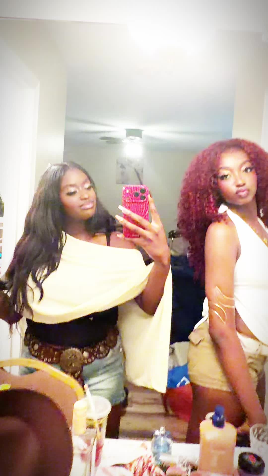 @darkskinhottie