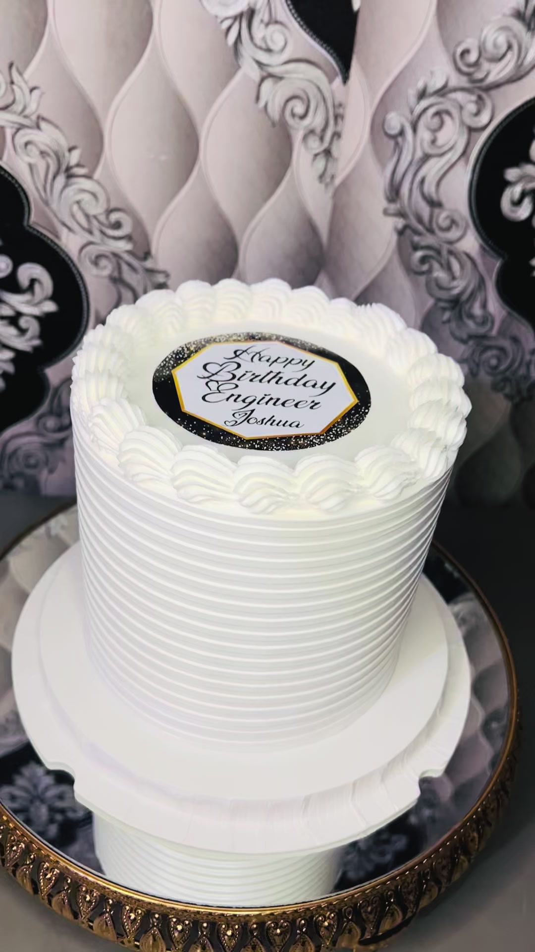 @BCakes and Pastries