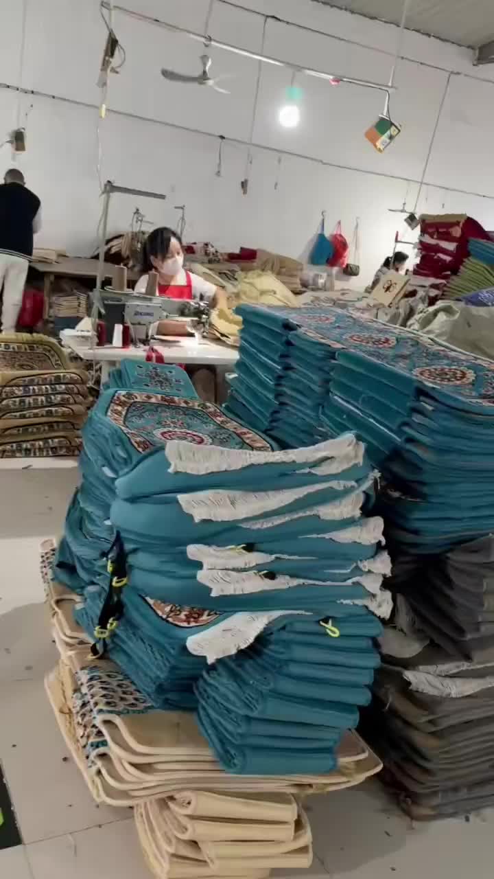 @Car seat factory Anne