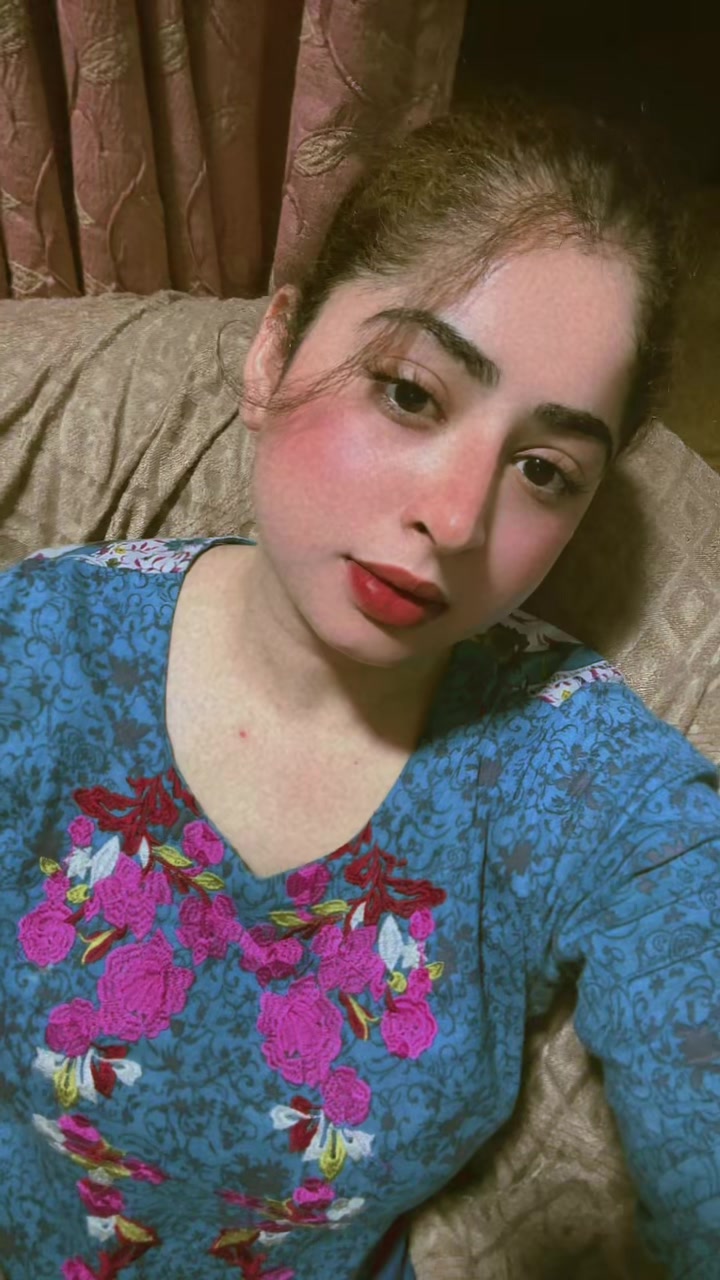 @ملکہ 😍❤️