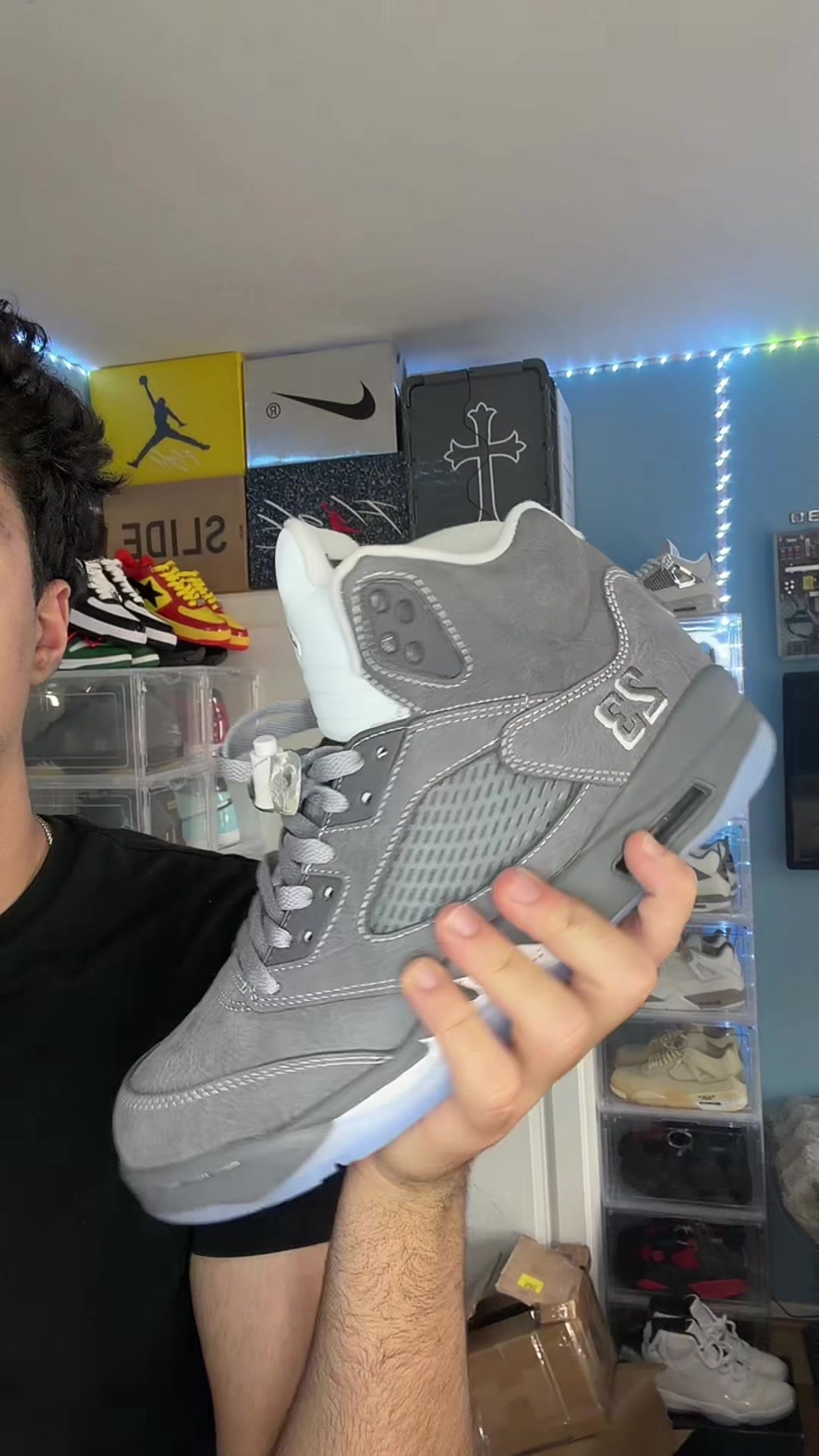 @Luh Sneakerhead