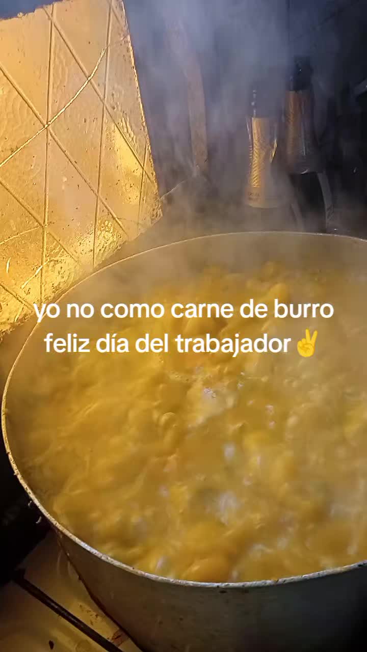 @Claudia lopez