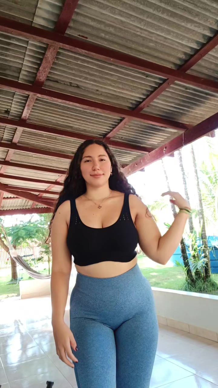 @Annycollares🦋