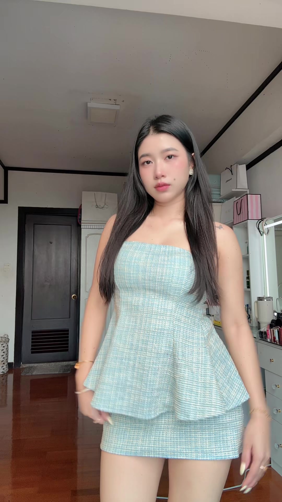 @𝙉