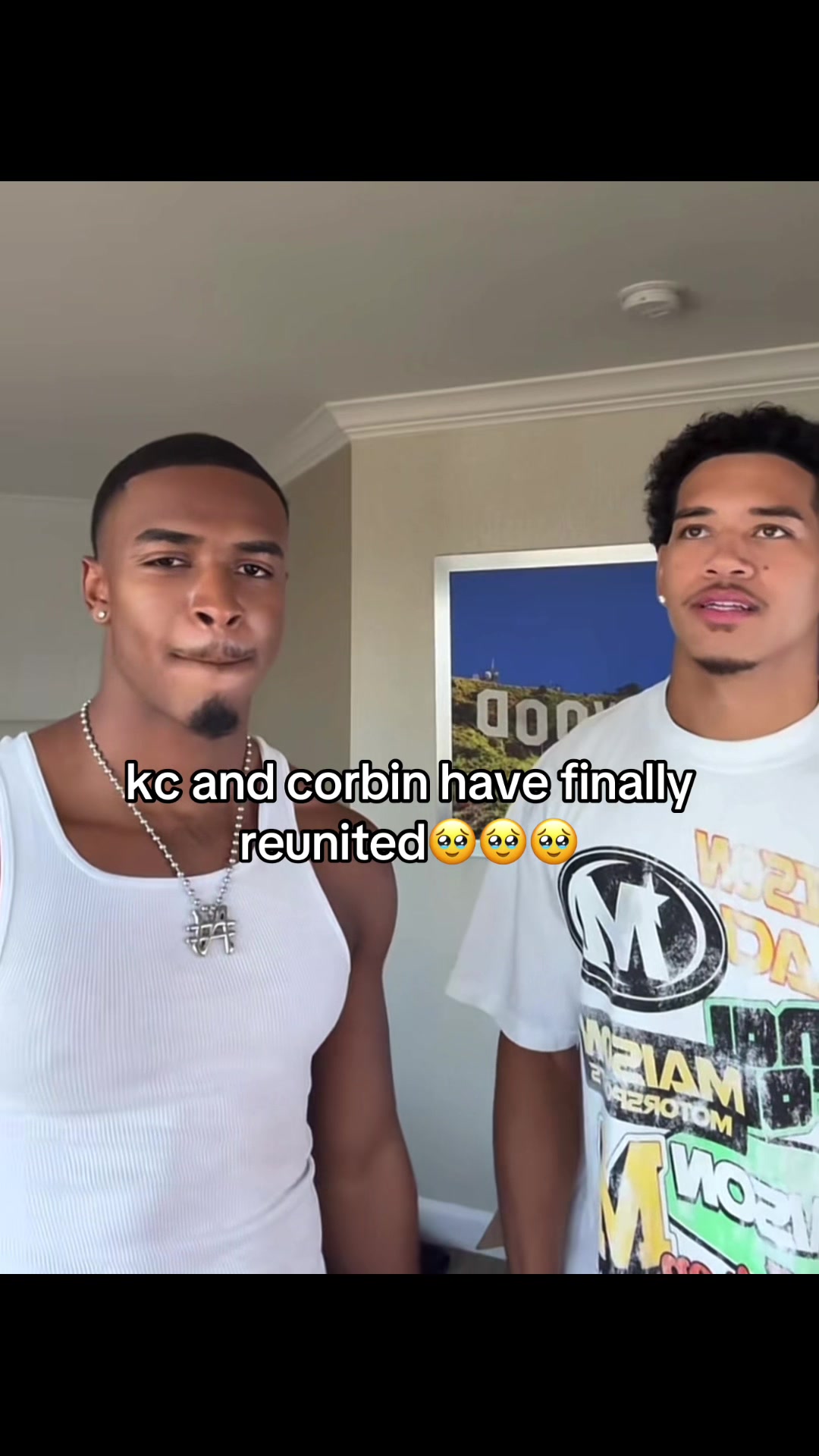 @🏝️ .