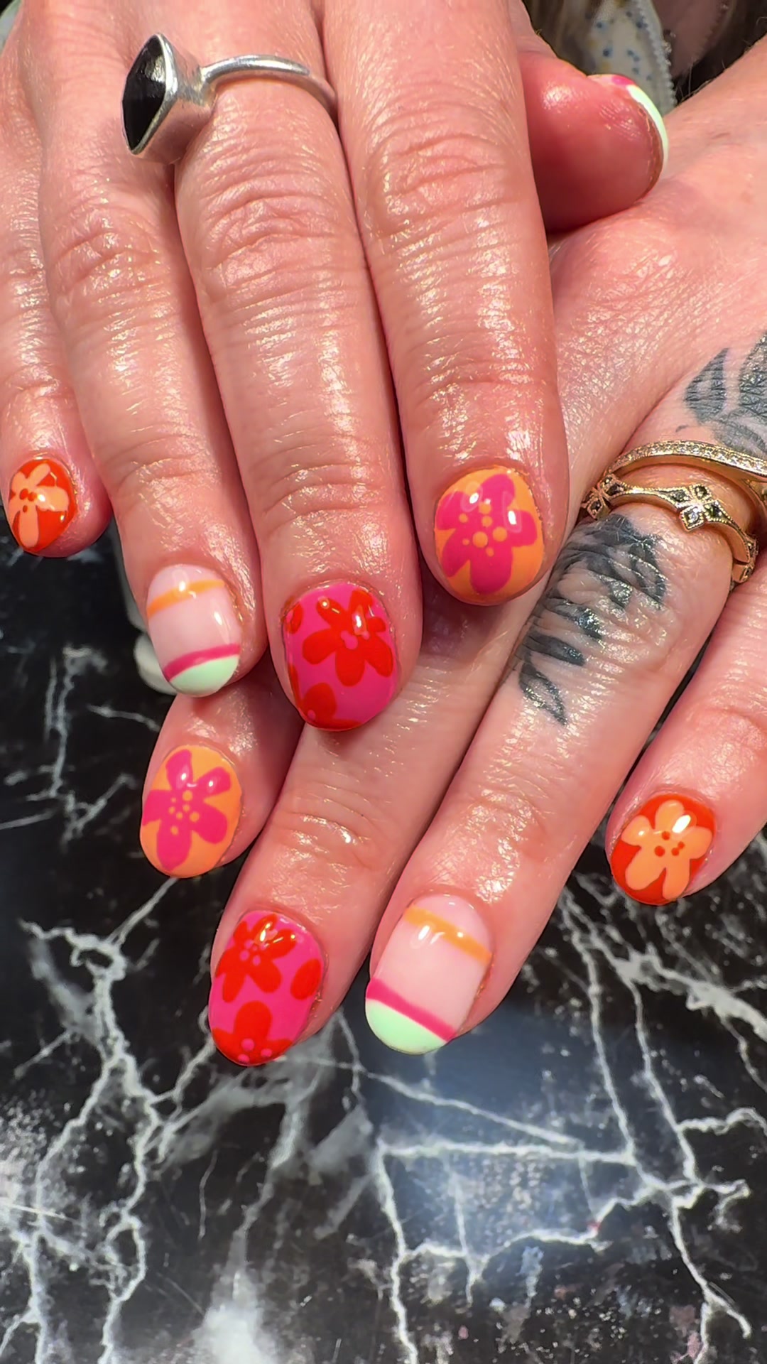 @thecurenailstudio