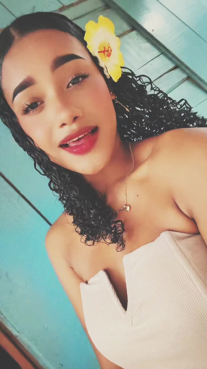@V A L E N💖