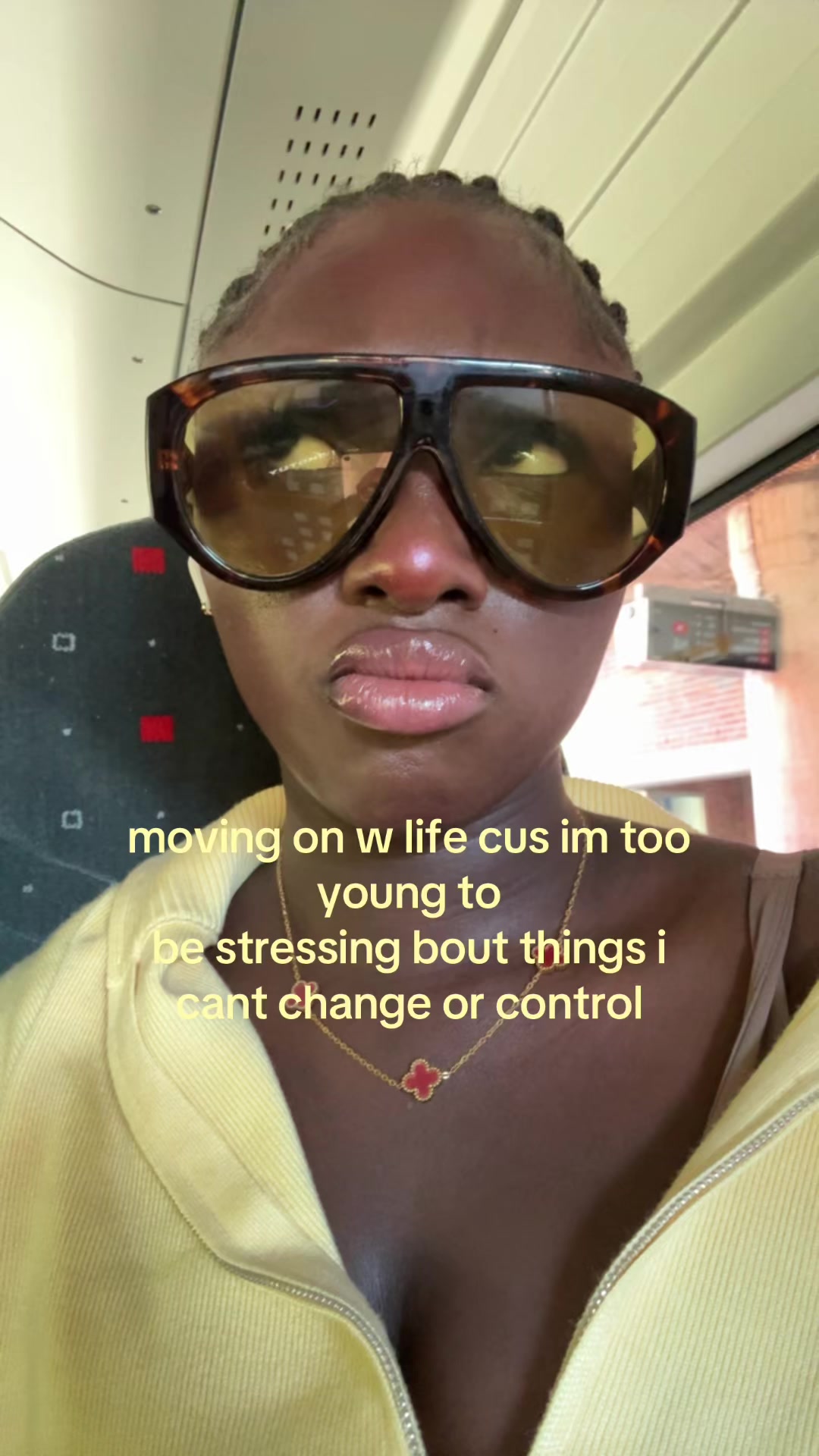 @👸🏿
