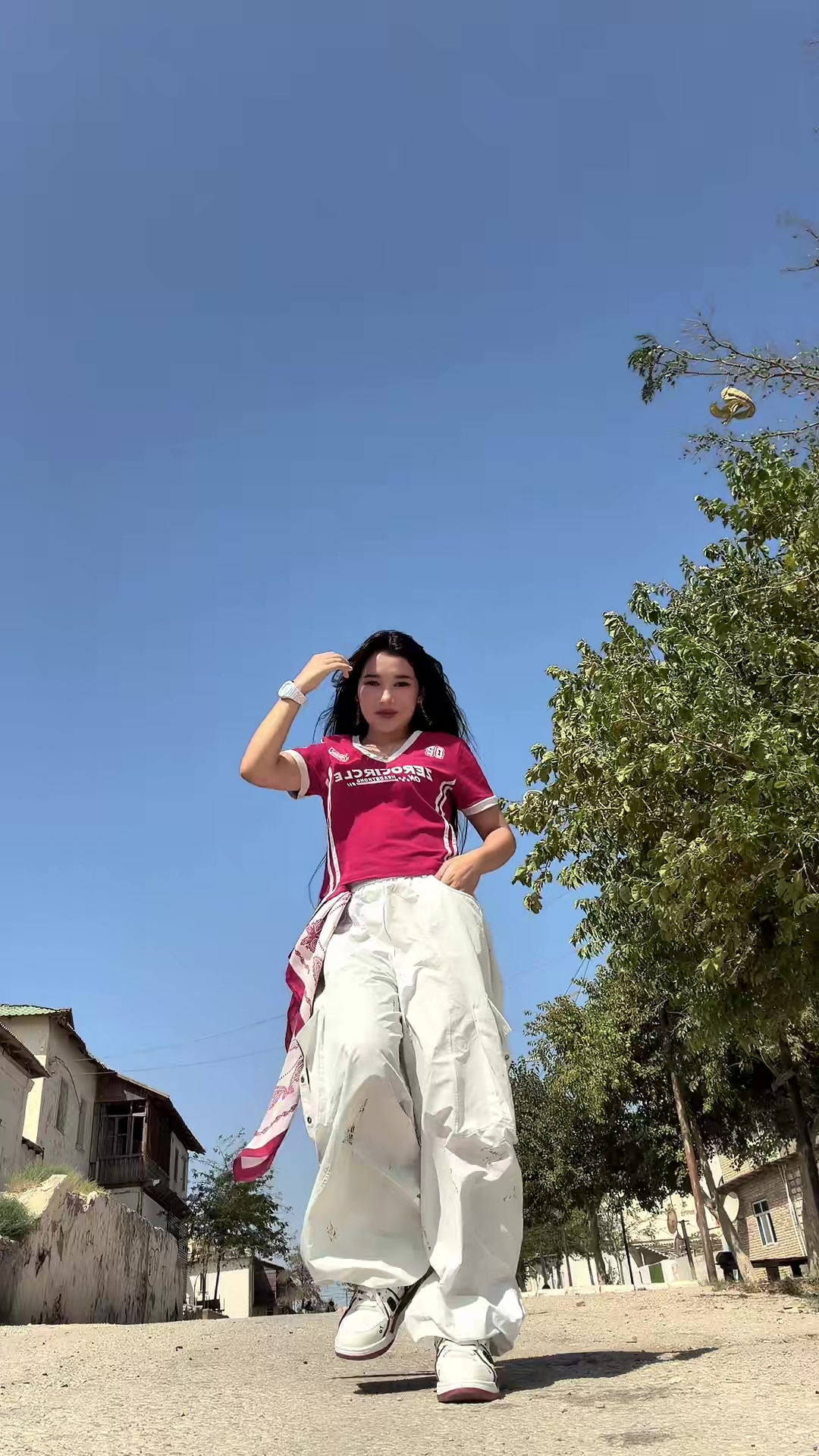 @Anuşka