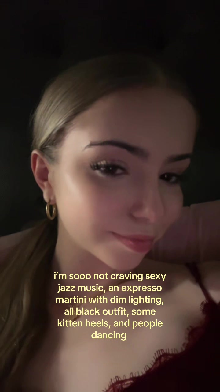@𝒶𝓋𝒶