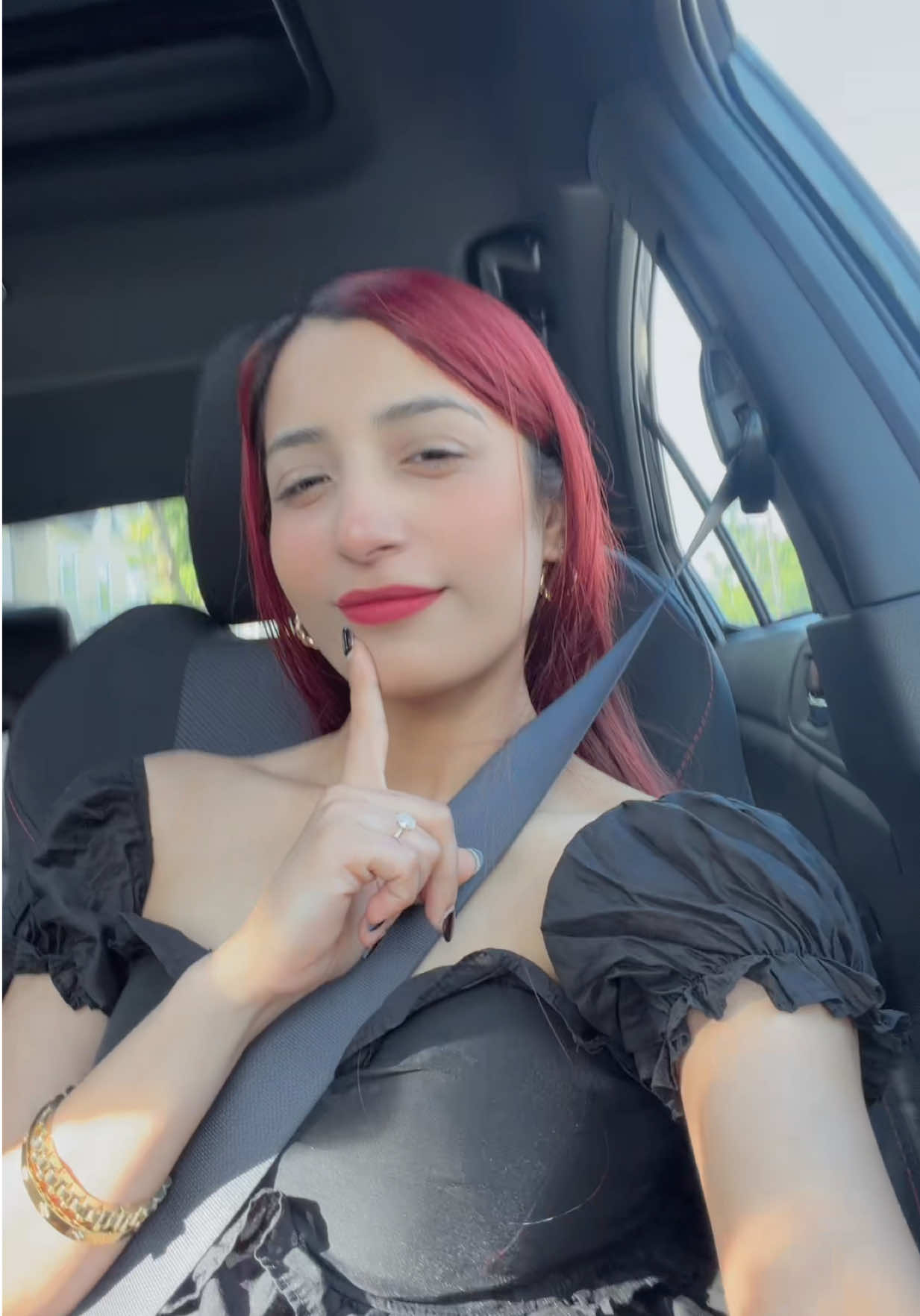 @🦚
