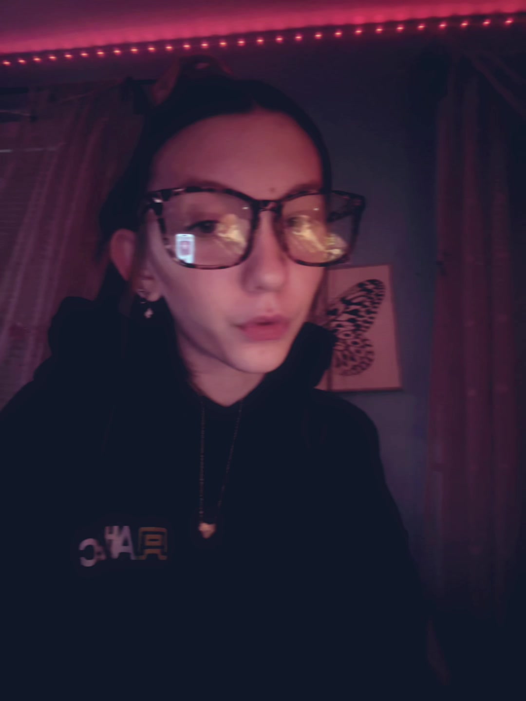 @❦