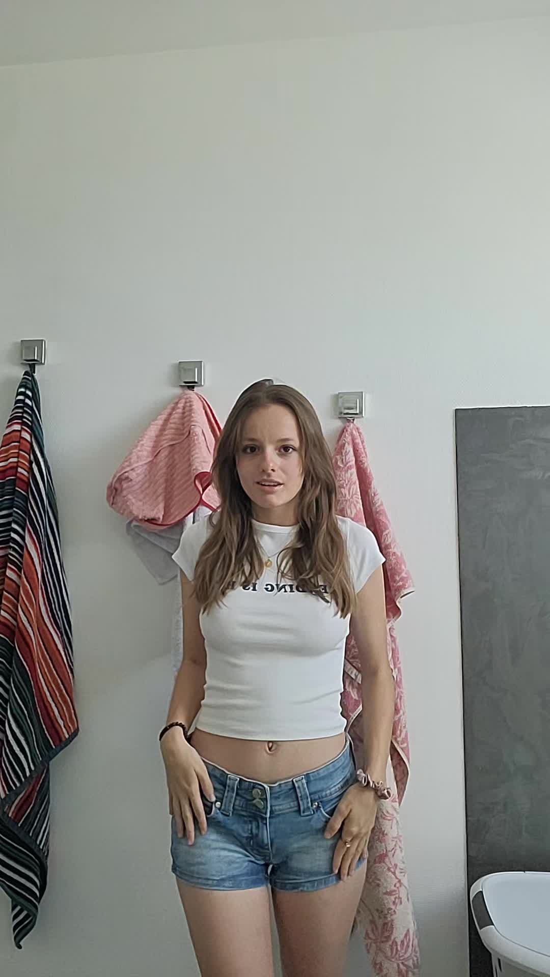 @Chlo ✨️