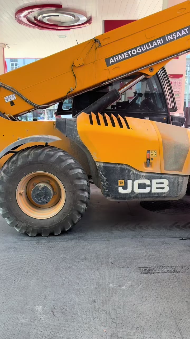 @𝐃𝐢𝐲𝐚𝐫𝐛𝐞𝐲
