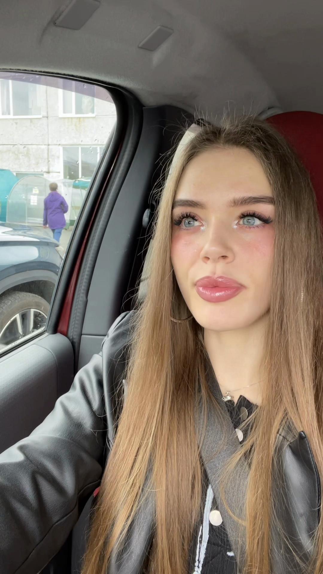 @Елена Тарабий