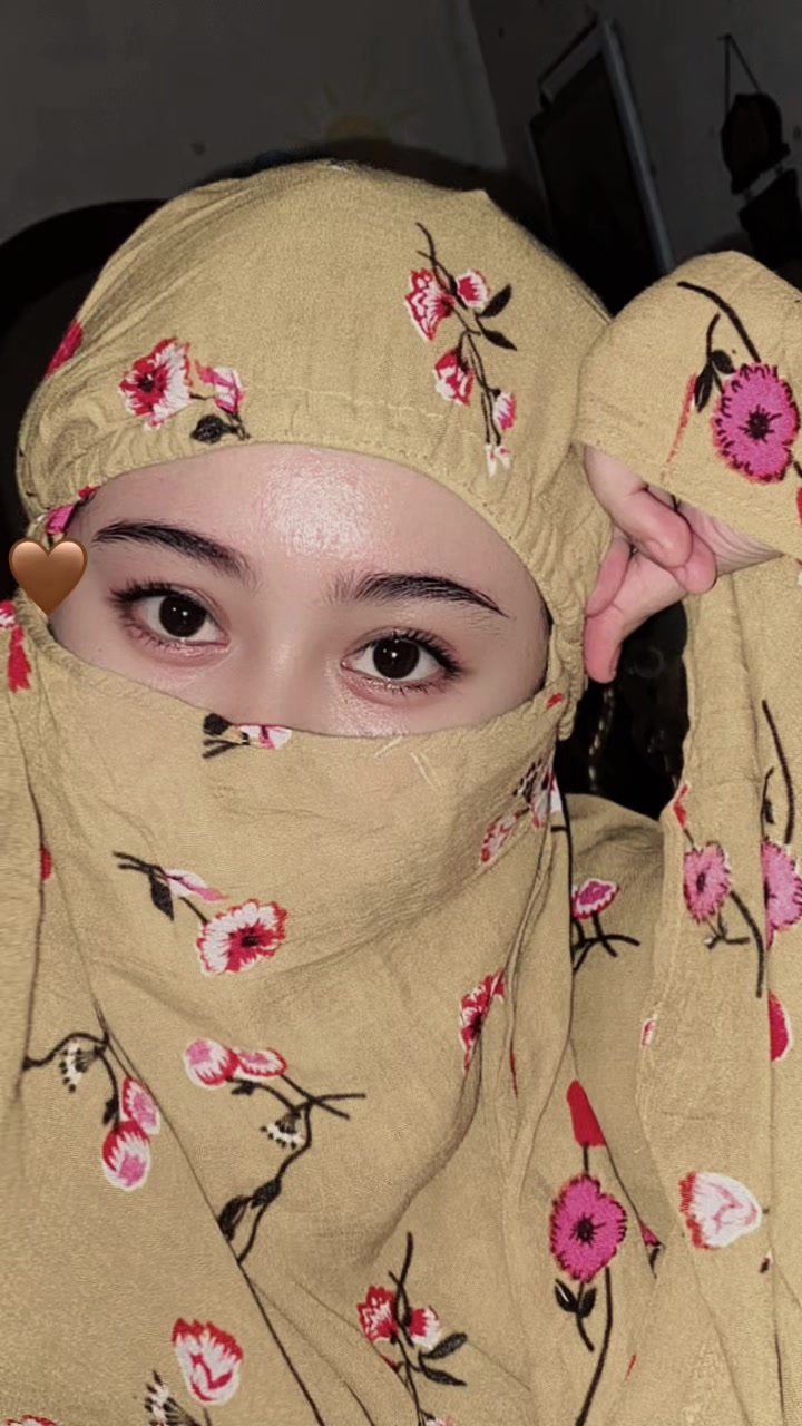 @𝐮𝐜