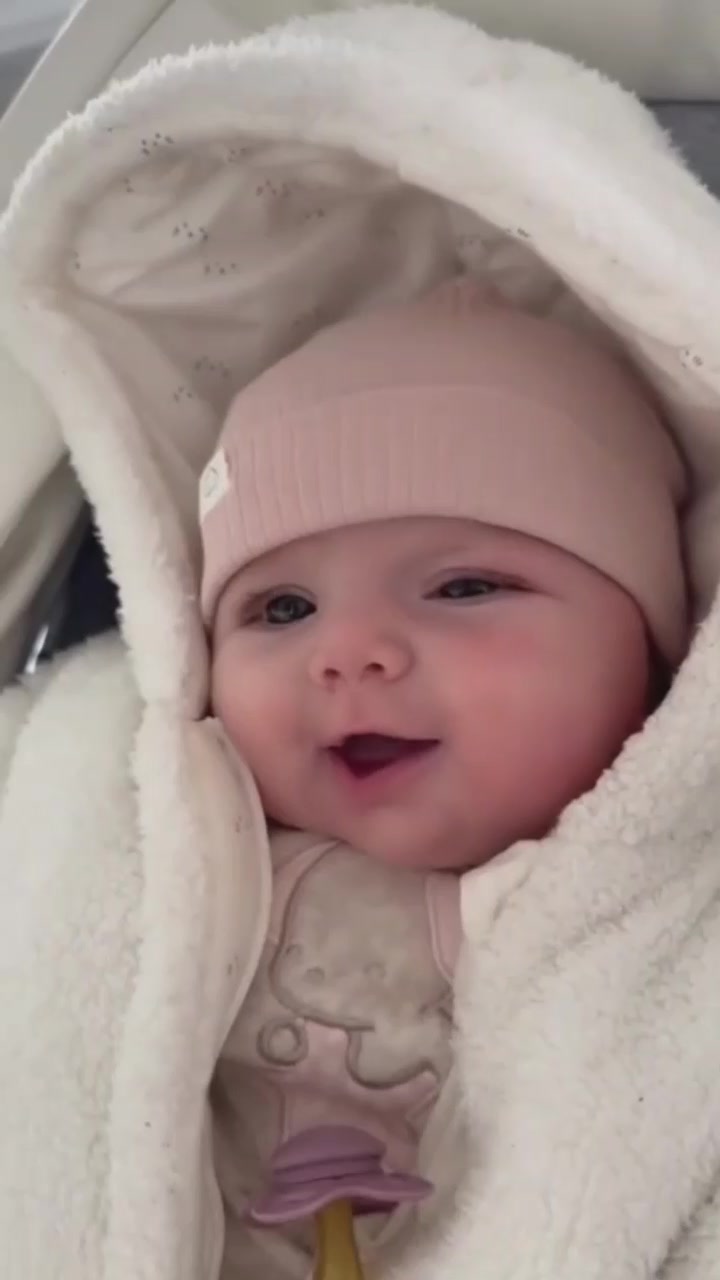 @❤𝐌𝐑𝐒 𝐅𝐚𝐑𝐲𝐚𝐃❤