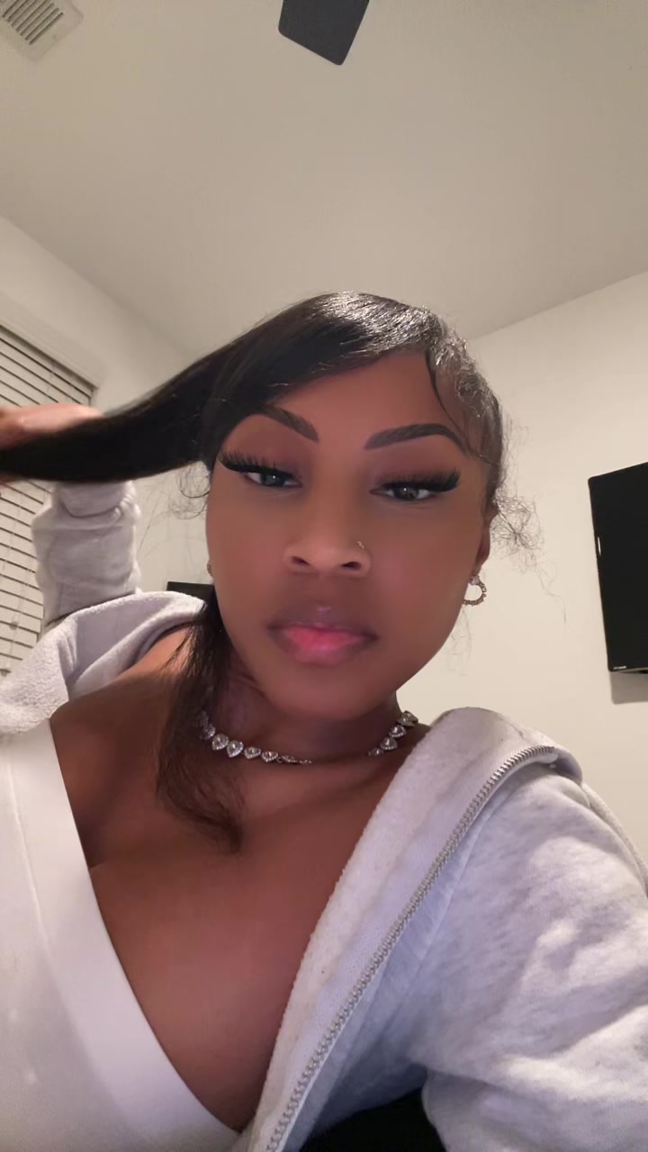@jazmarie