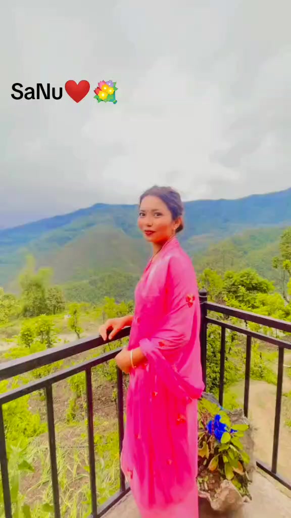@मनिशा शेन्चुरि ❤️💐 (khuju🦋)