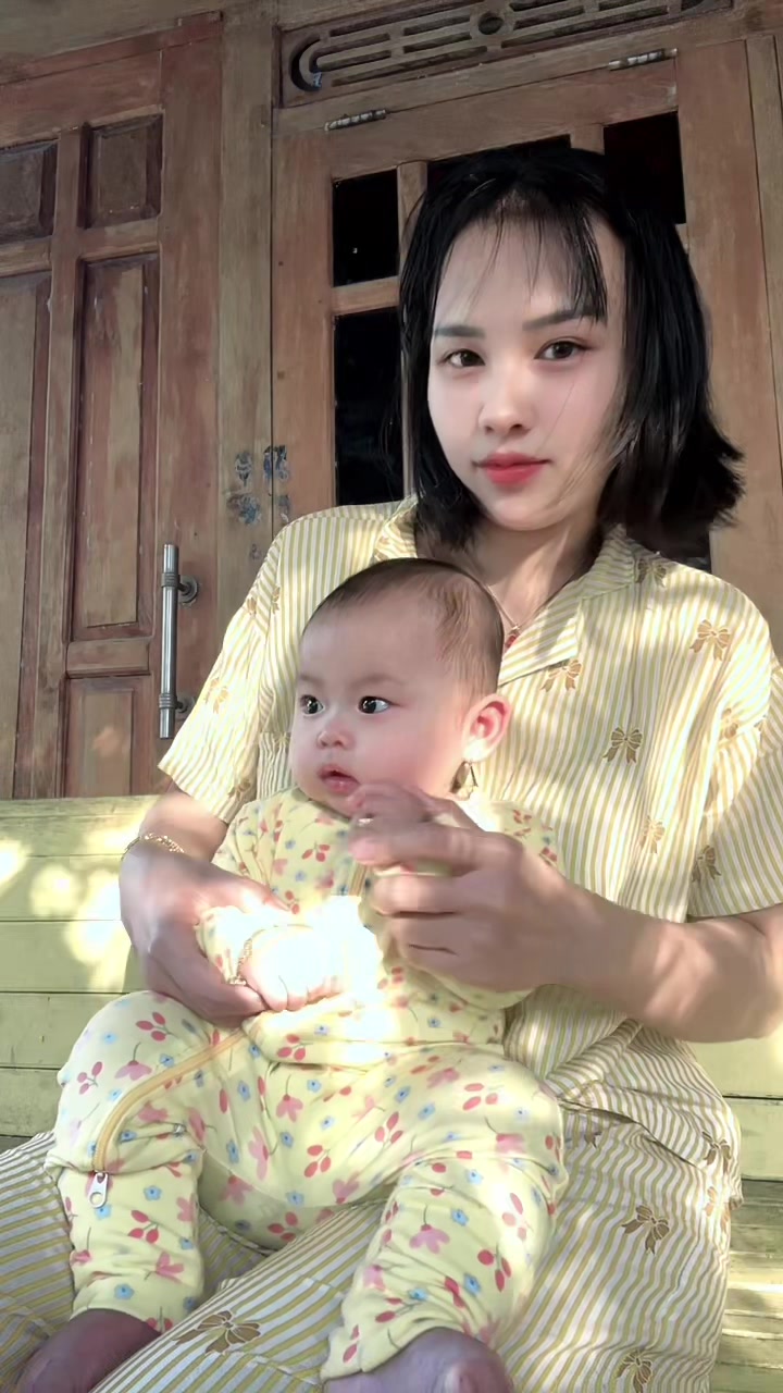 @Mama Momon🐍