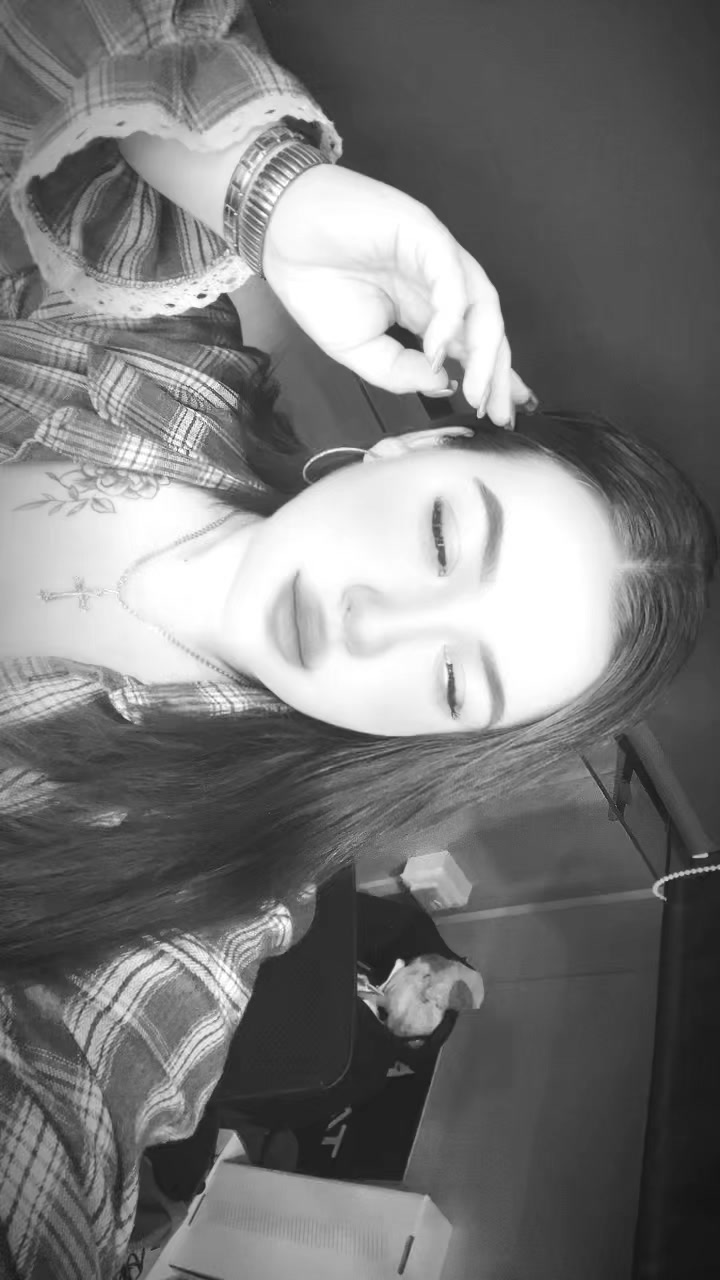 @_anii_88