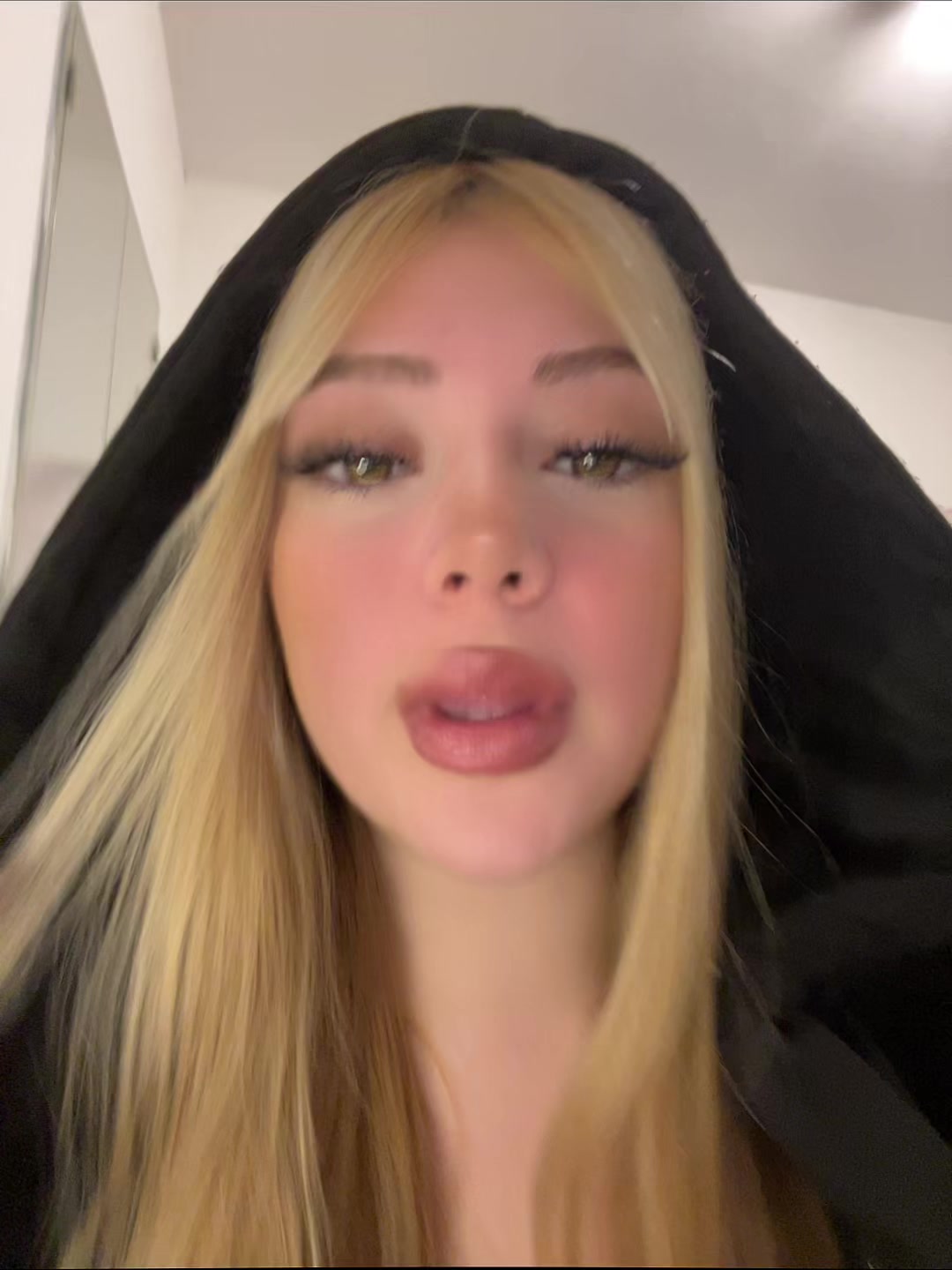 @mia