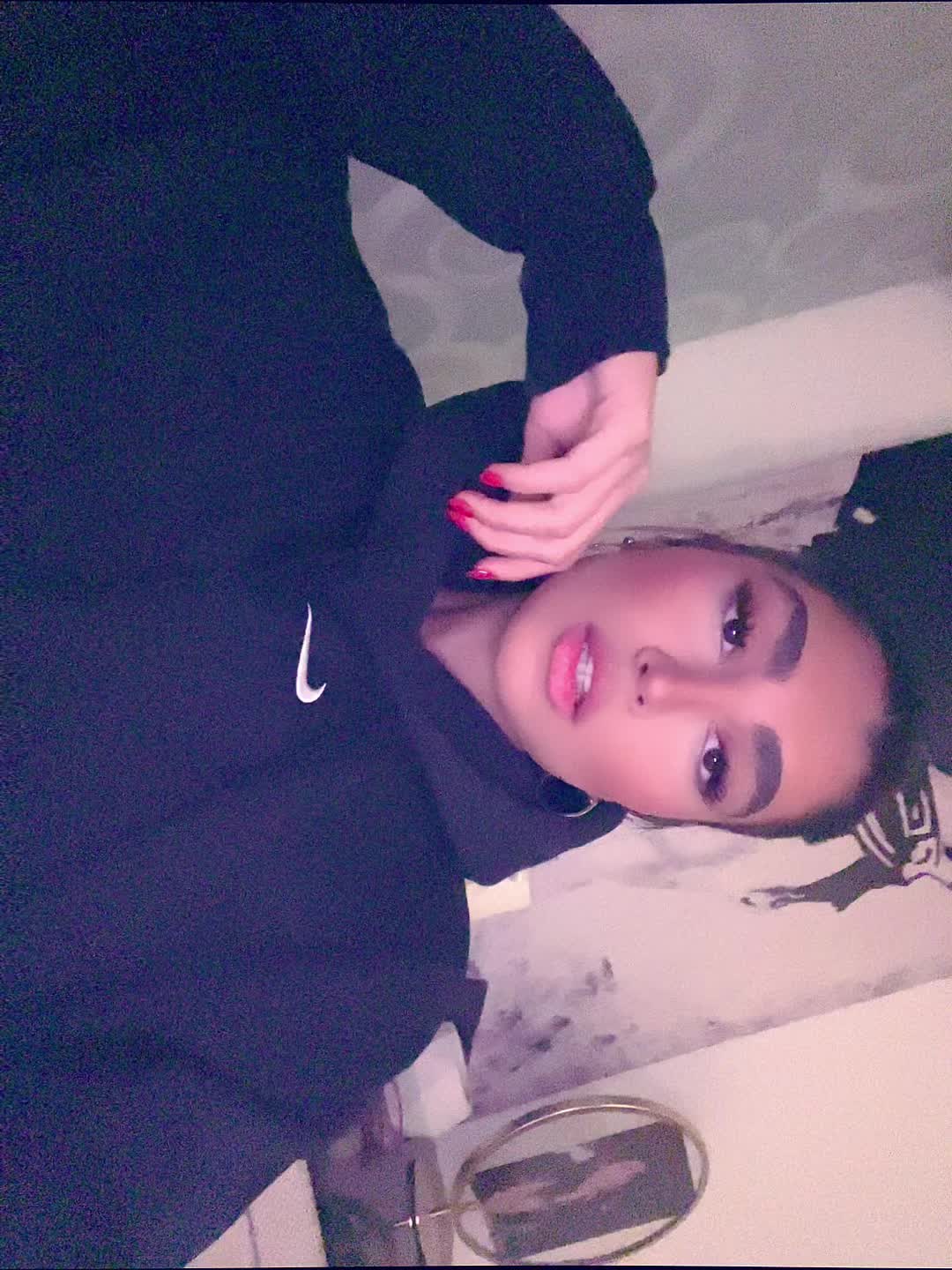 @Theonefatemeh